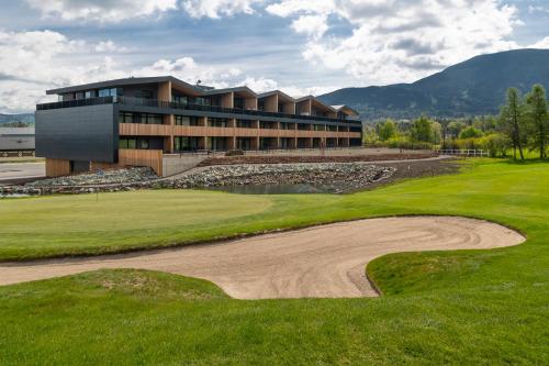 Tee House Čeladná — 4-Star Luxury Hotel in Celadna, Czech Republic