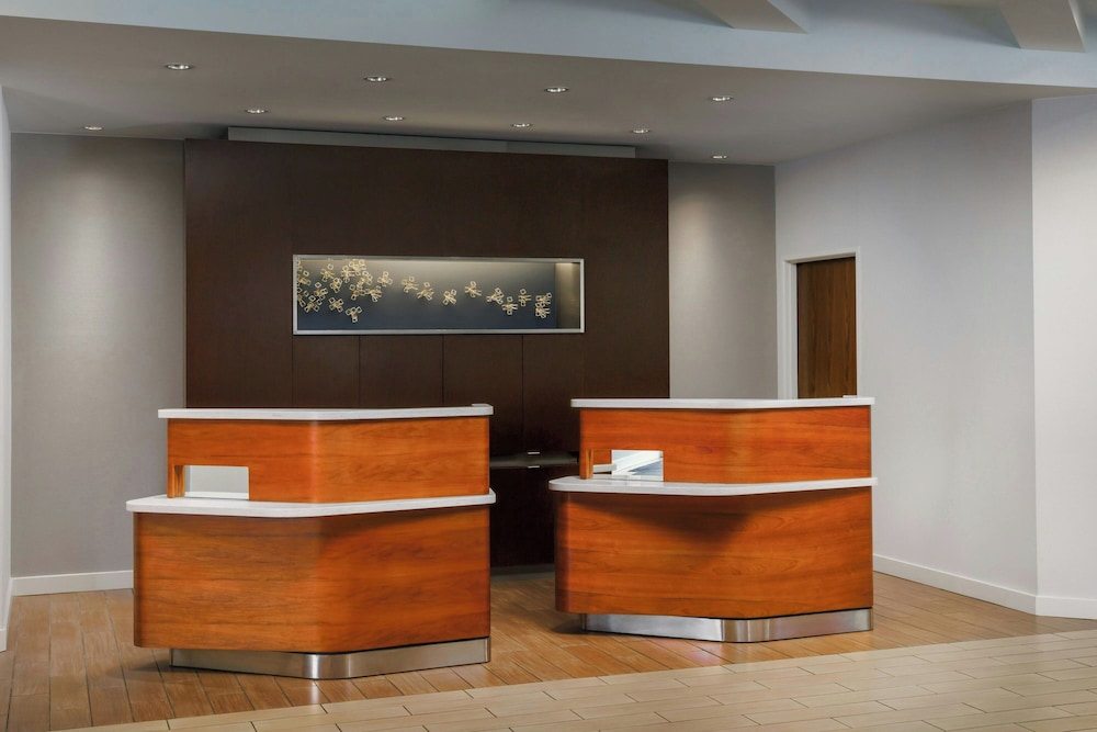 Courtyard by Marriott Los Angeles Woodland Hills - photo 3