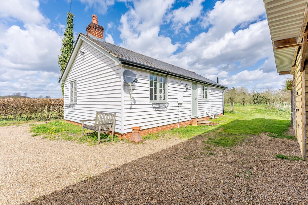 Little Melrose 10331756 — Tonbridge