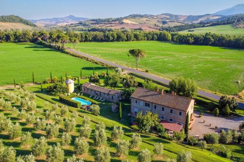 Villa Podere del Papa by MMega — 4-Star Luxury Hotel in Pienza, Italy