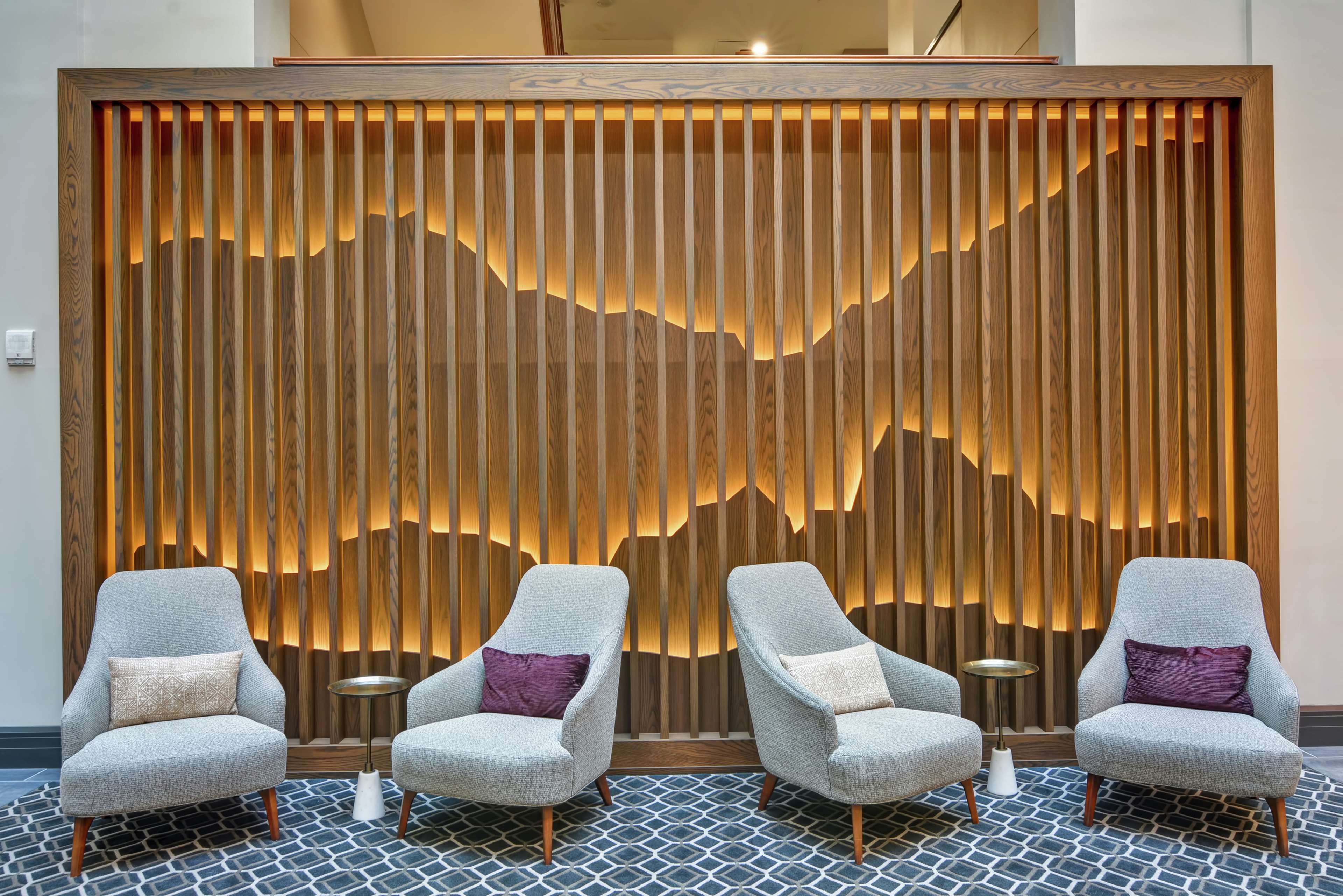 The Cincinnatian Hotel Curio Collection by Hilton - photo 4