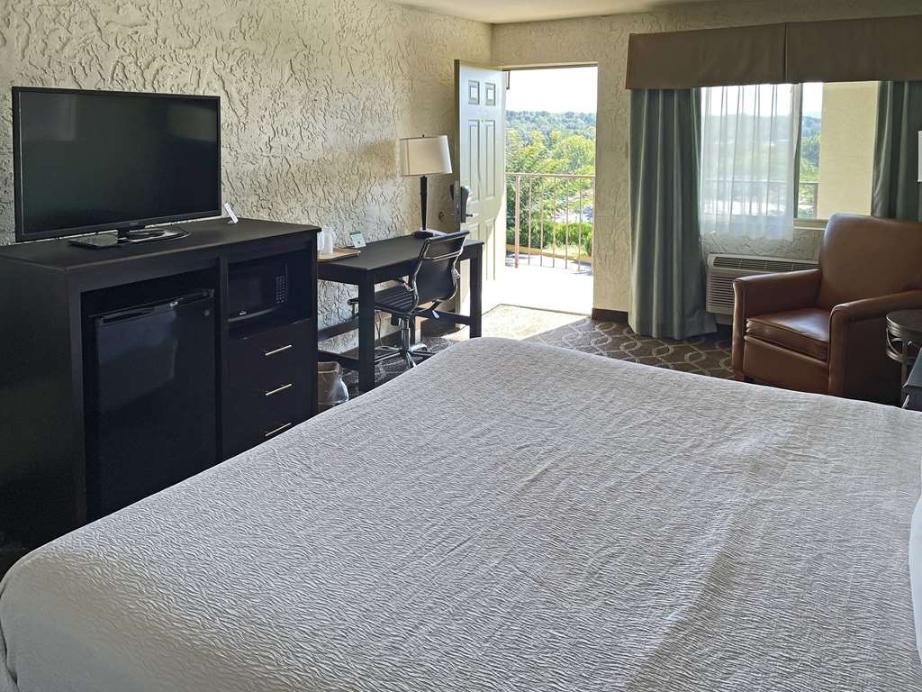 Quality Inn Clinton North - photo 22