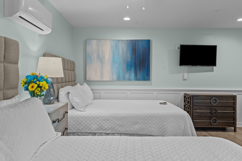 Loggerhead Inn and Suites - photo 28