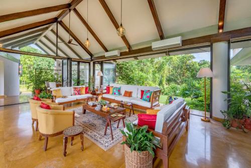 SaffronStays Elderflower - carbon neutral hotel in Unknown City