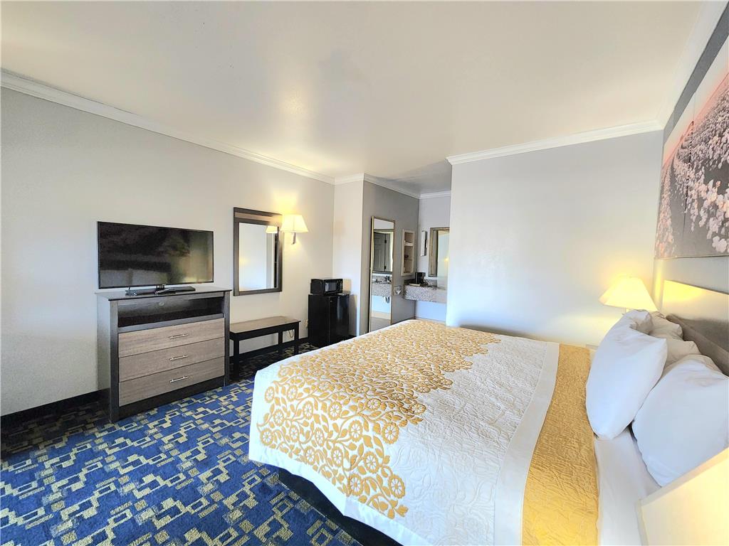 Days Inn by Wyndham Robstown - photo 16