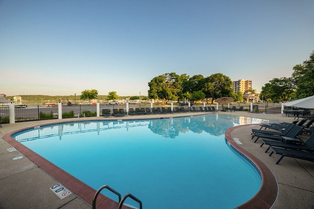 Harbor Shores on Lake Geneva - photo 60