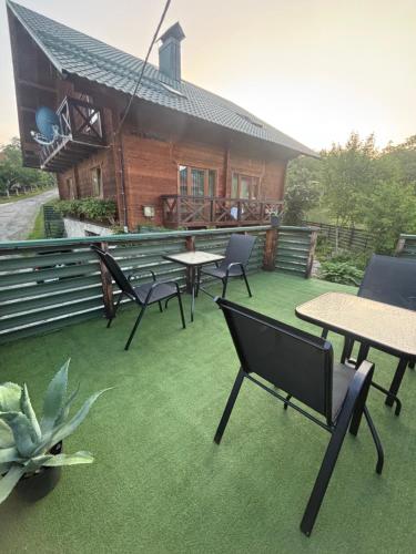 4 Cезони in Yaremche, Ukraine