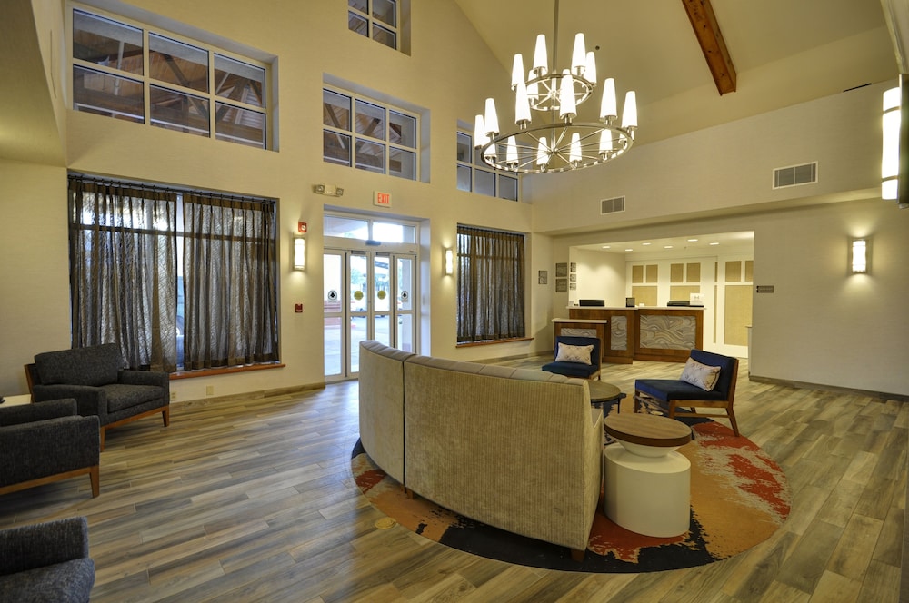 Homewood Suites by Hilton Phoenix Biltmore - photo 3
