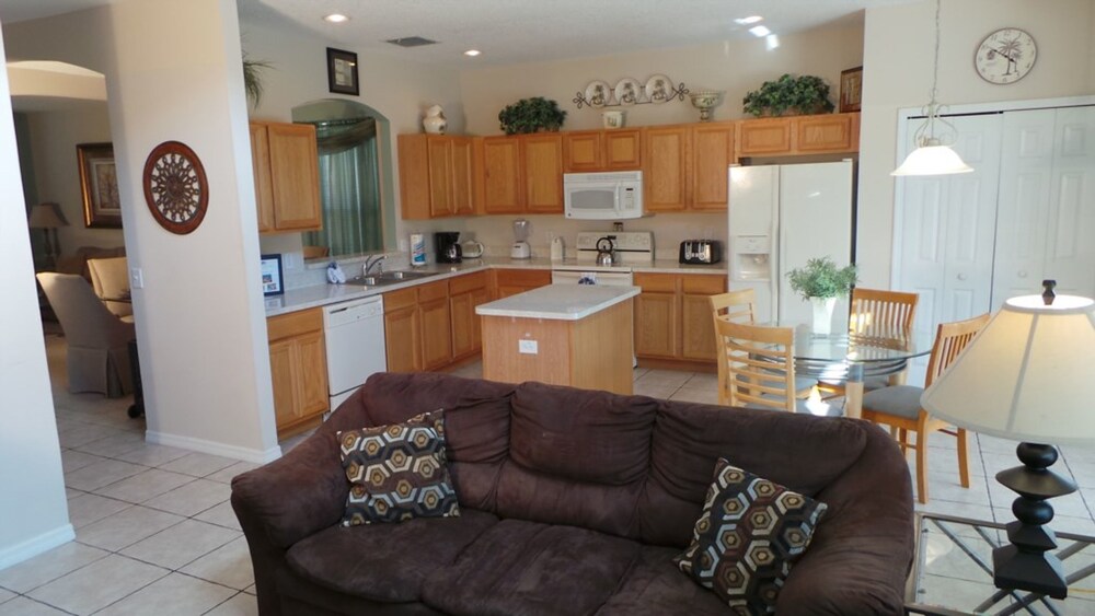 Emerald Island Resort Seven bedroom - photo 26