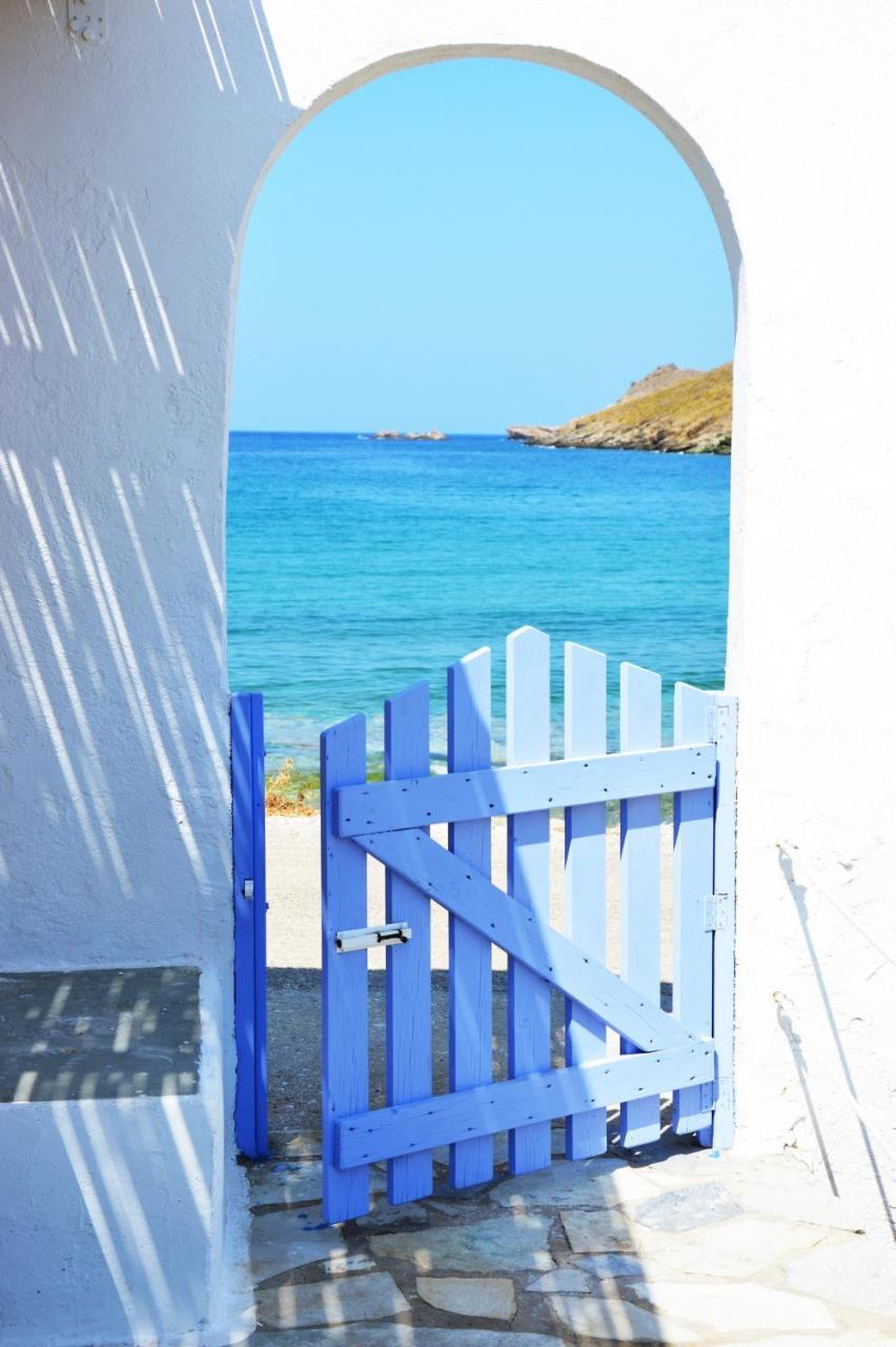 The charming Beach House ideal for 4 to 5 people — 4-Star Luxury Hotel in Kea, Greece