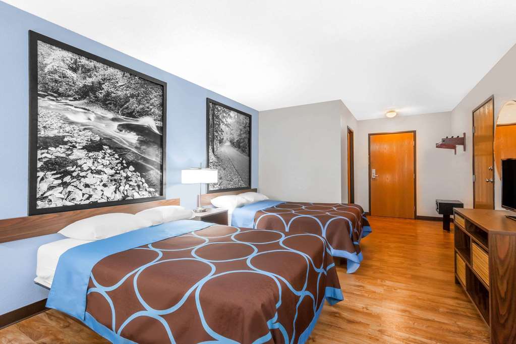 Super 8 by Wyndham Oneonta Cooperstown - photo 12