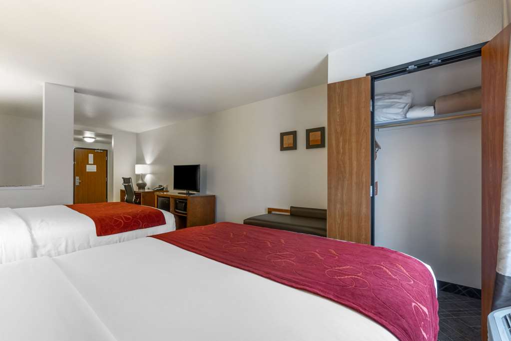 Comfort Suites Redding Shasta Lake - photo 17