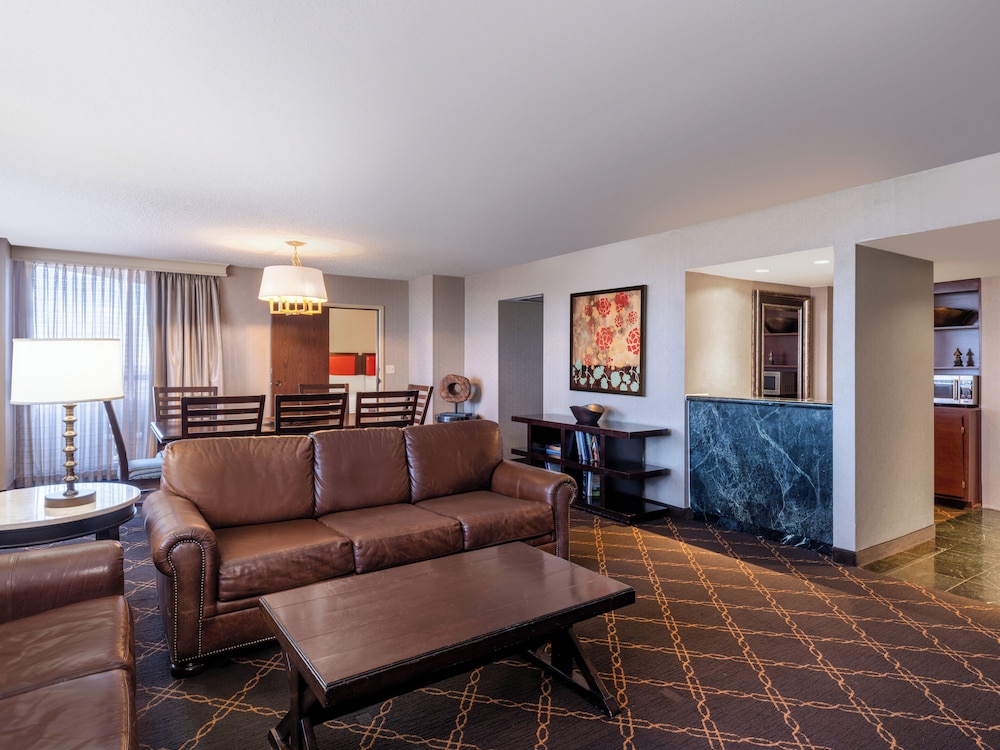 Austin Southpark Hotel - photo 15