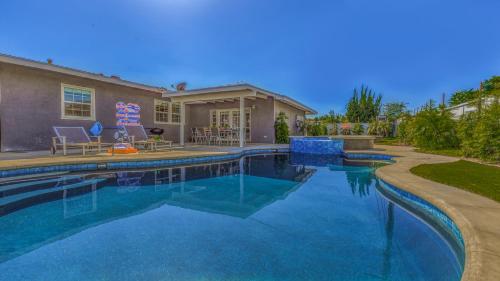 F 53 Trenton in Anaheim, United States