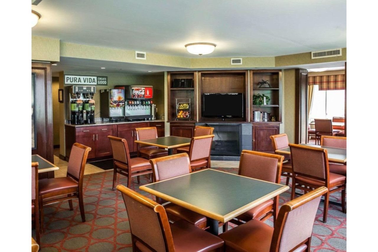 The Virginian Suites an Ascend Hotel Collection Member - photo 17