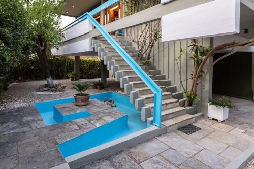 Retro House — Rafina — photo 2