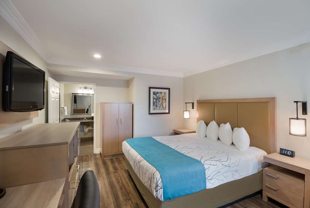 Best Western Woodland Hills Inn - photo 14
