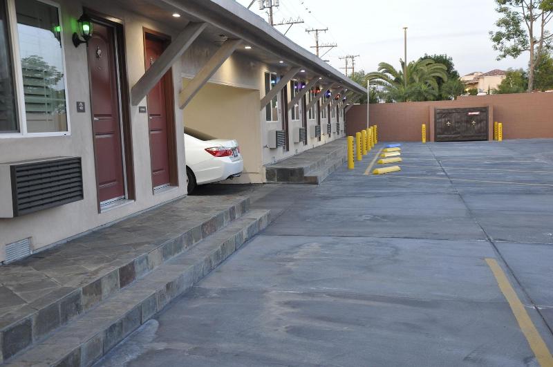 Sun Light Motel - photo 7