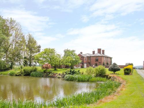 The Manor House at Kenwick Lodge — 4-Star Luxury Hotel in Ellesmere, United Kingdom