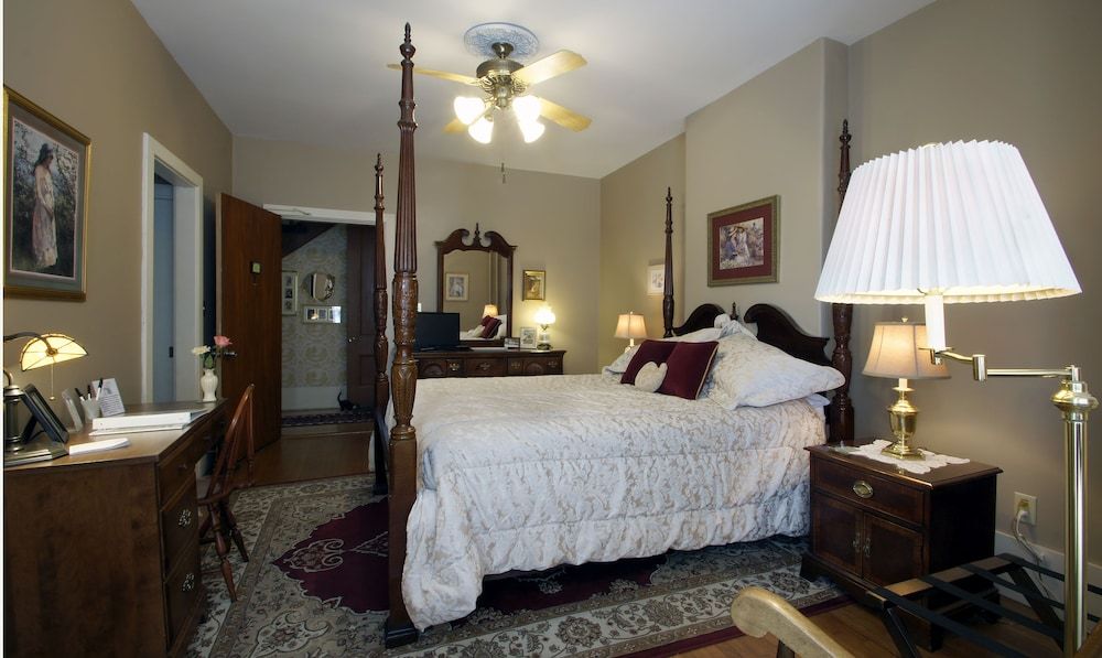 Inn at the Agora - photo 24