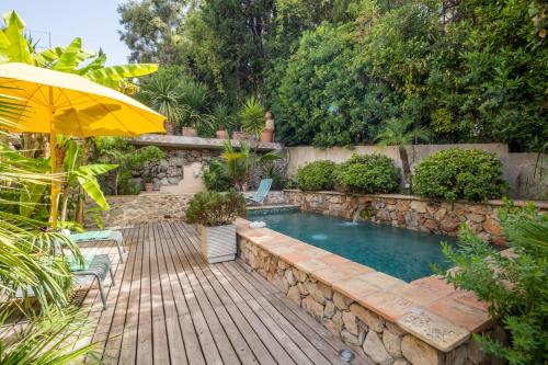 Superb villa with swimming pool & sauna — 4-Star Luxury Hotel in Cannes, France