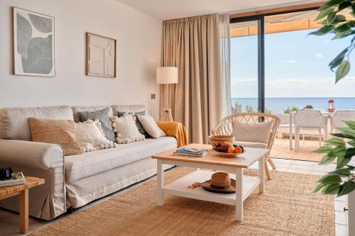 Apartamento 131 Piscina Caliente Vistas Wifi Pro — 4-Star Luxury Hotel in San Miguel De Abona, Spain
