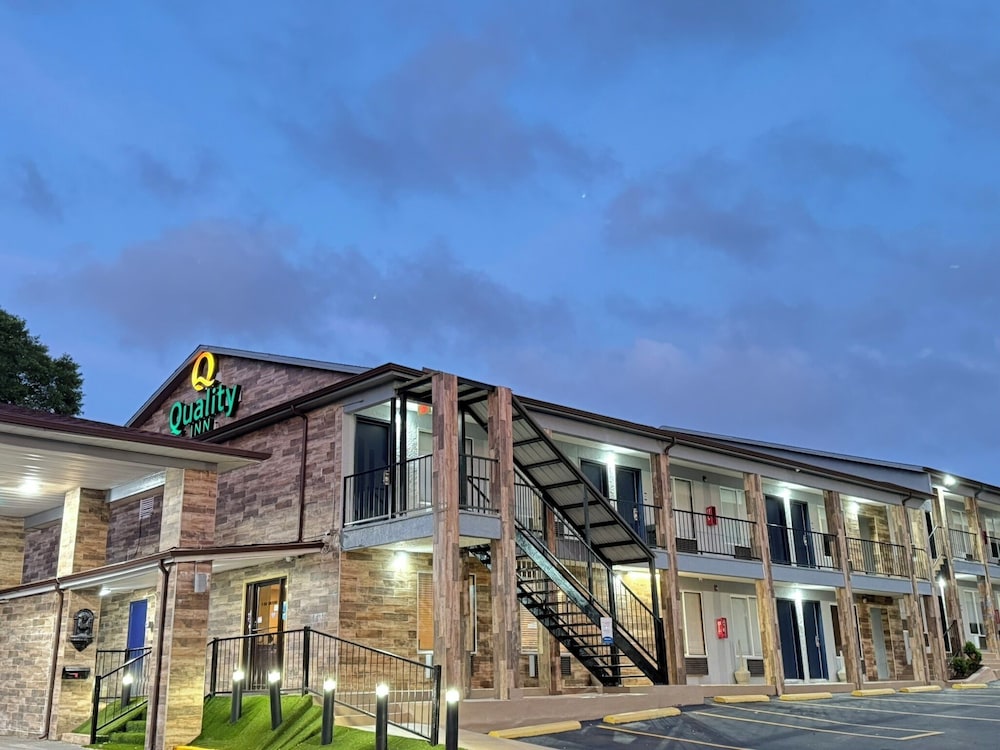 Quality Inn Crestview I 10 Eglin AFB Area — hotel in Crestview