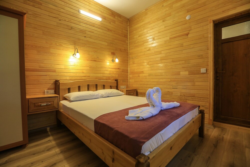 Tunay S Pansiyon — Kemer