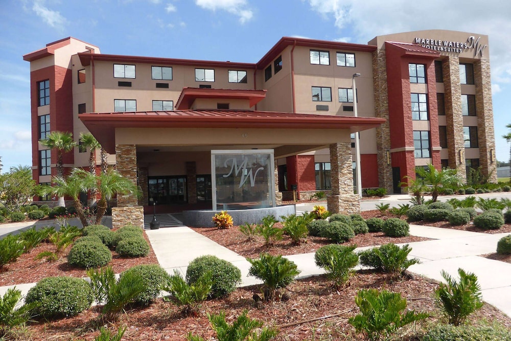 Marble Waters Hotel & Suites Trademark by Wyndham in Jacksonville, United States