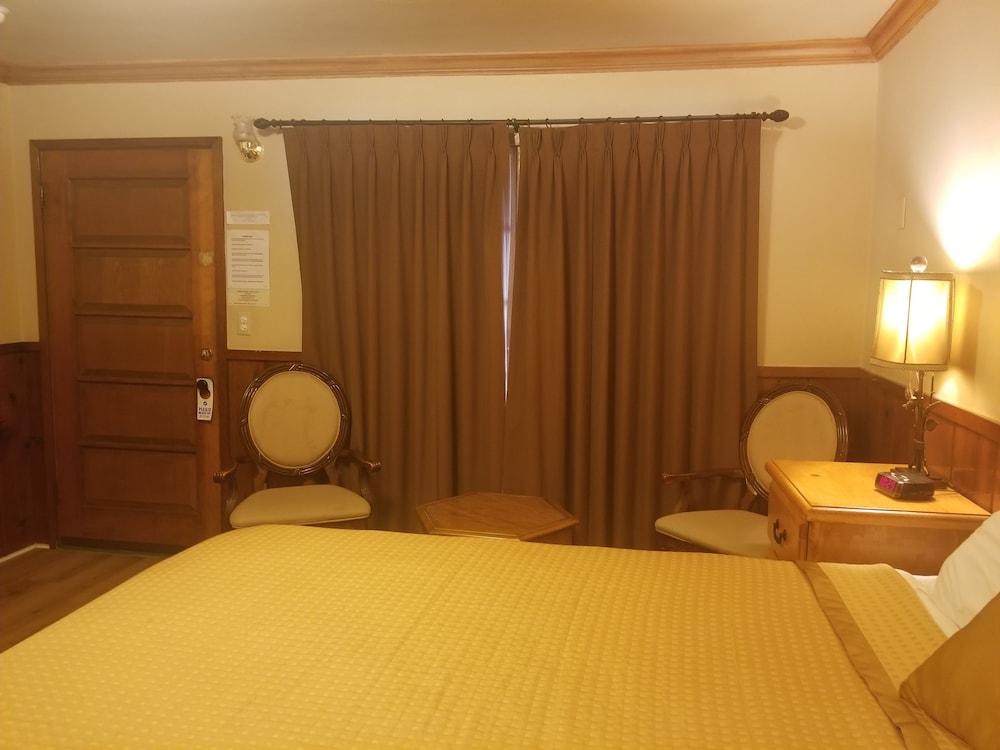 Kernville Inn - photo 18