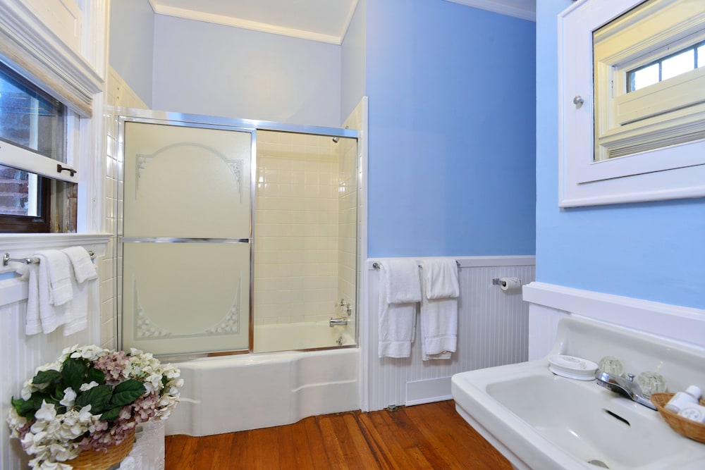 Wilburton Inn - photo 135