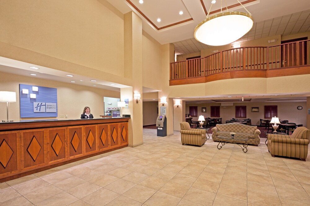 Holiday Inn Express Syracuse Fairgrounds by IHG - photo 51