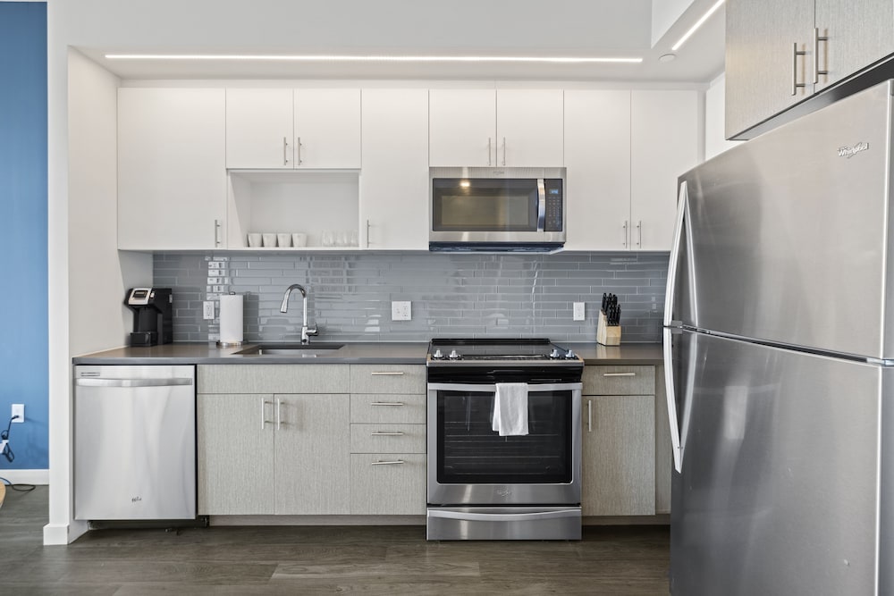 Placemakr Marymount Ballston - photo 34
