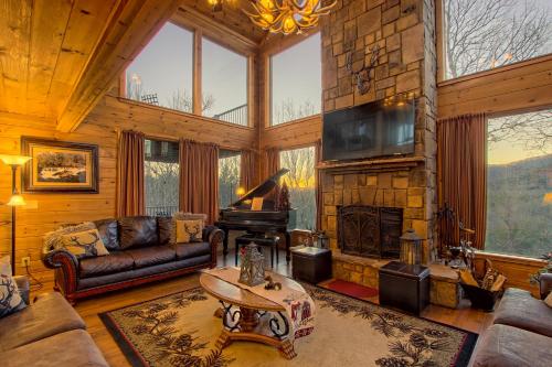 Soaring Eagle - carbon neutral hotel in Unknown City