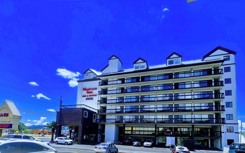 Mountain Vista Inn & Suites — hotel in Pigeon Forge
