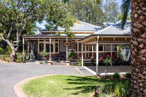 The Oaks Lilydale Accommodation — 4-Star Luxury Hotel in Lilydale, Australia
