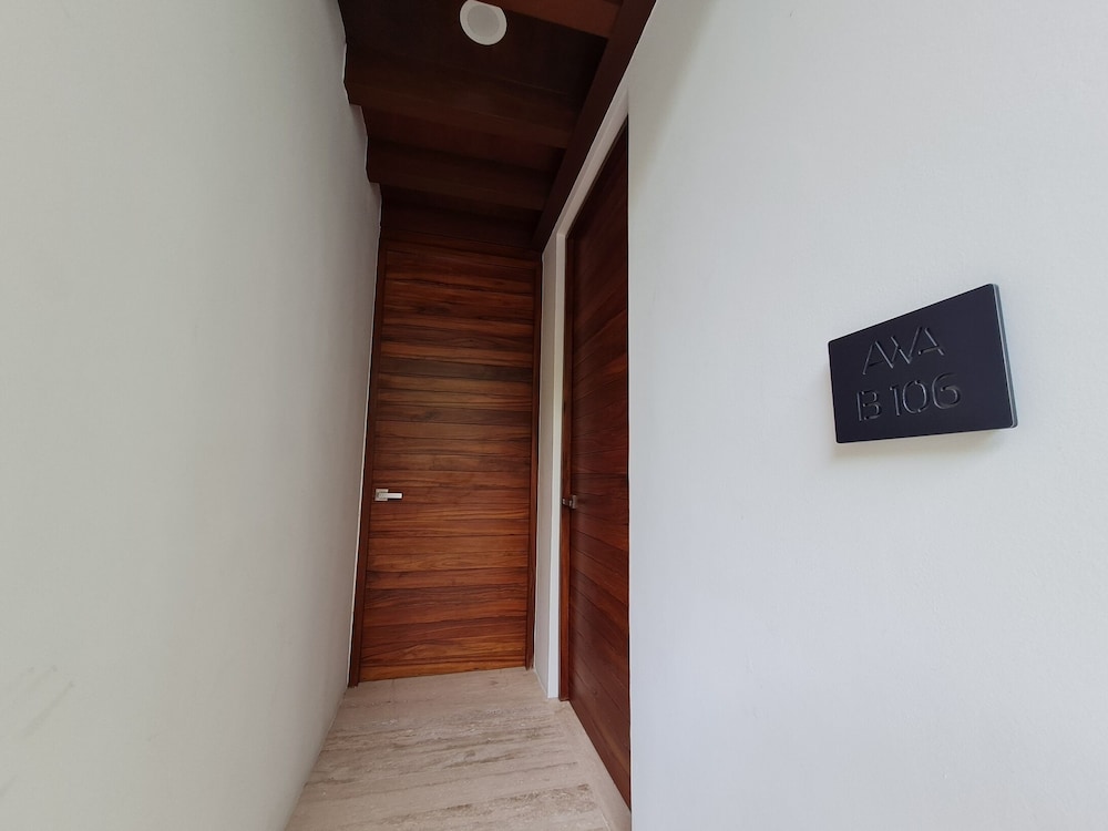 Condominio De Lujo Awa A Mts Del Mar — 4-Star Luxury Hotel in Playa Del Carmen, Mexico
