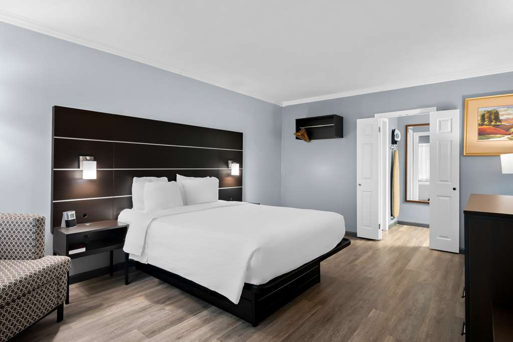 SureStay Plus Hotel by Best Western Brandywine Valley - photo 4