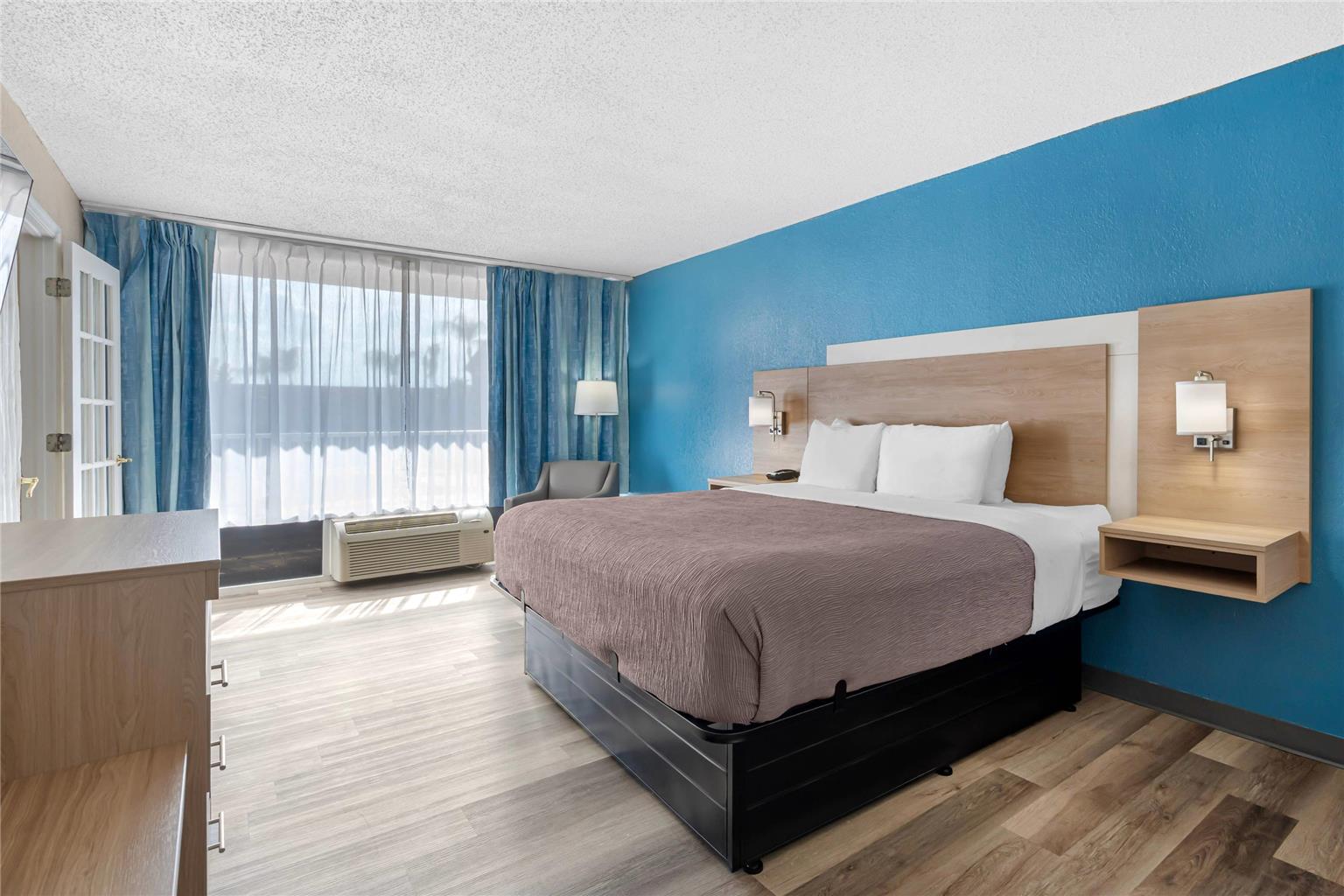Quality Inn & Suites Conference Center - photo 37