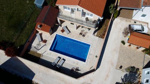 Villa Dorina — 4-Star Luxury Hotel in Marcana, Croatia