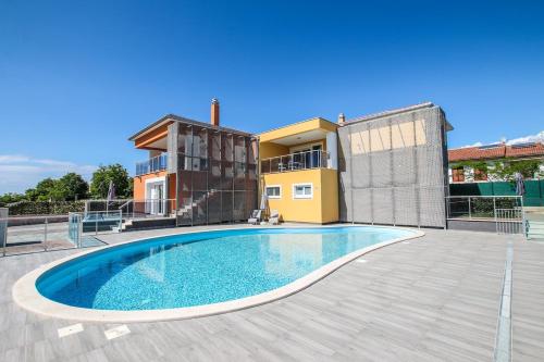 Funtana sunshine 9 — 4-Star Luxury Hotel in Funtana, Croatia