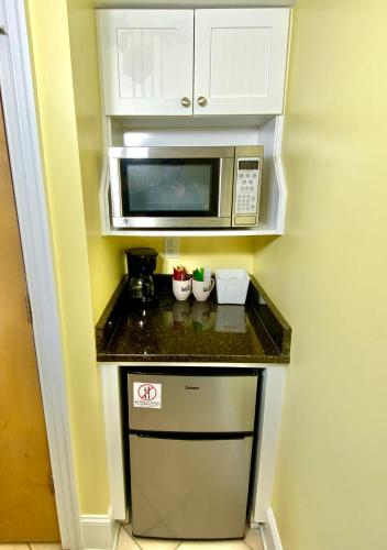 Island Inn of Atlantic Beach - photo 6