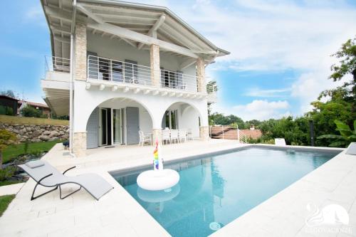 Villa Bocciolo Del Garda — 4-Star Luxury Hotel in Manerba Del Garda, Italy