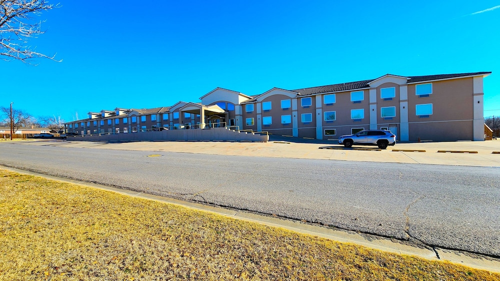 FairBridge Inn & Suites Canadian in Canadian, United States