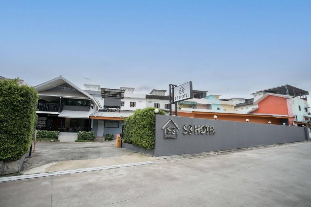 S3 Hotel - last minute hotel in Rayong