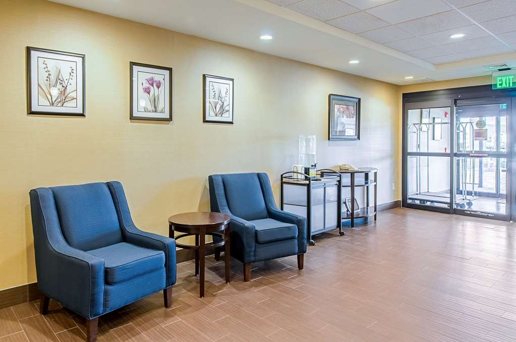 Comfort Suites Wytheville near Conference Center - photo 4