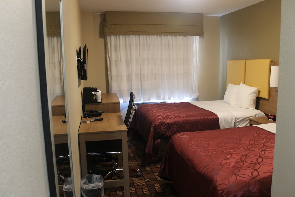 Days Inn by Wyndham Brooklyn Borough Park - photo 9