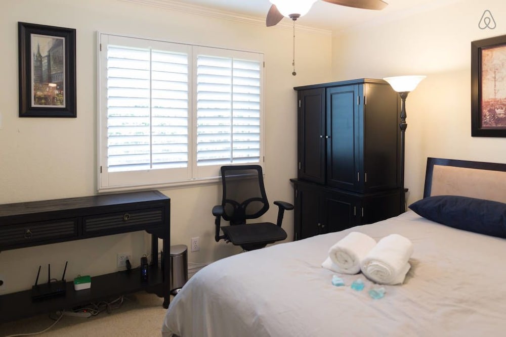 Luxurious 4BR 9m to Las Vegas Strip - photo 24