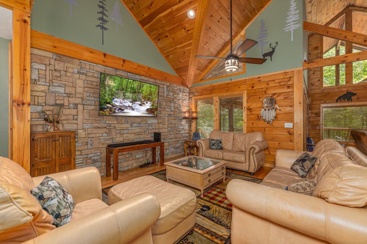 Now And Forever by Eden Crest - carbon neutral hotel in Sevierville