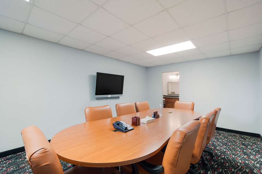 Quality Inn & Suites Conference Center Statesboro Historic District - photo 26
